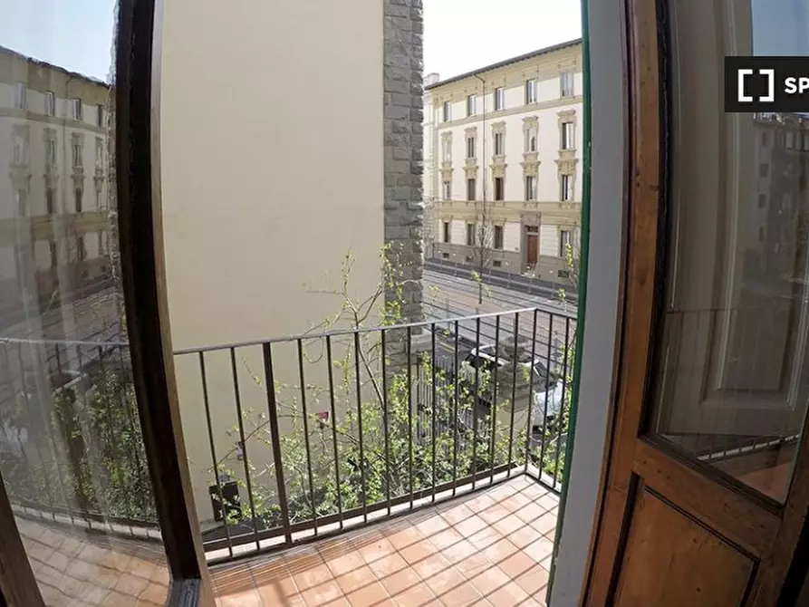 Immagine 4 di Camera condivisa in affitto  in Via della Cernaia a Firenze