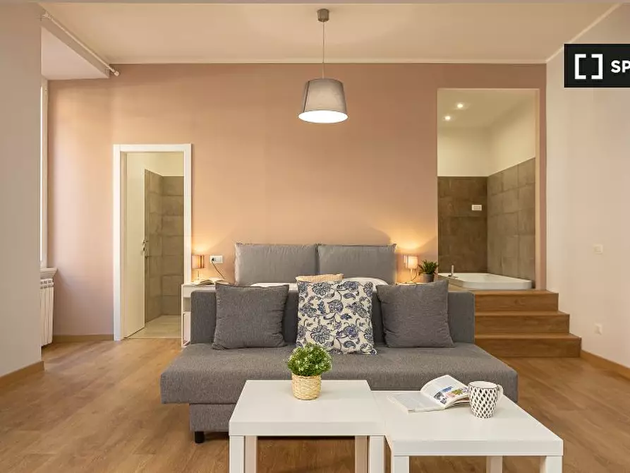 Immagine 3 di Appartamento in affitto  in Via Alessandria a Roma