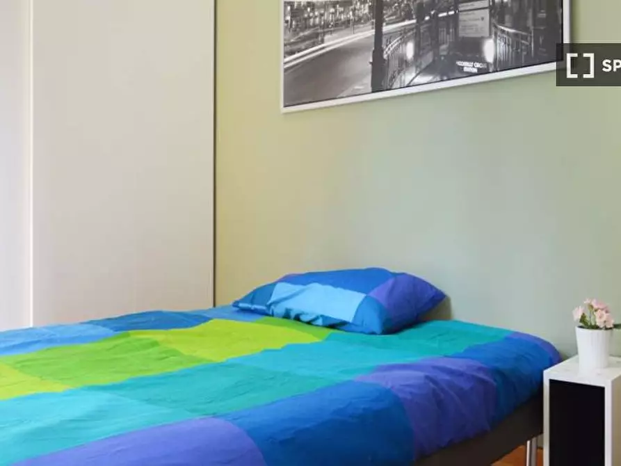 Immagine 1 di Camera condivisa in affitto  in Via Giovanni Montemartini a Milano