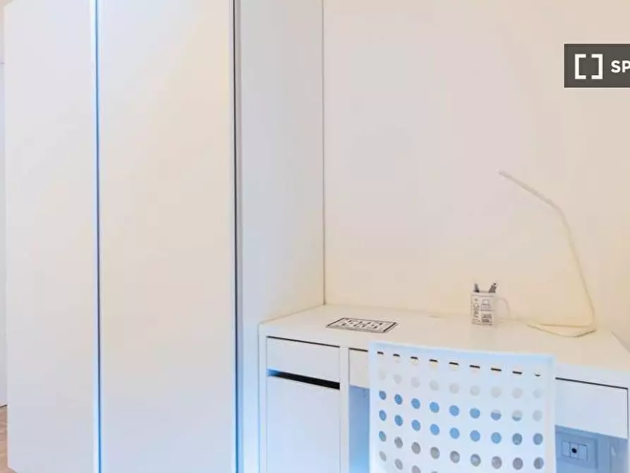 Immagine 7 di Camera condivisa in affitto  in Viale Alfredo Oriani a Bologna