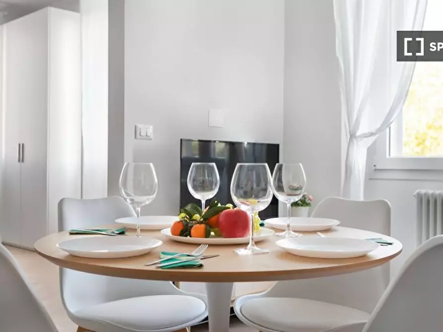 Immagine 14 di Appartamento in affitto  in Via Giuseppe Massarenti a Bologna