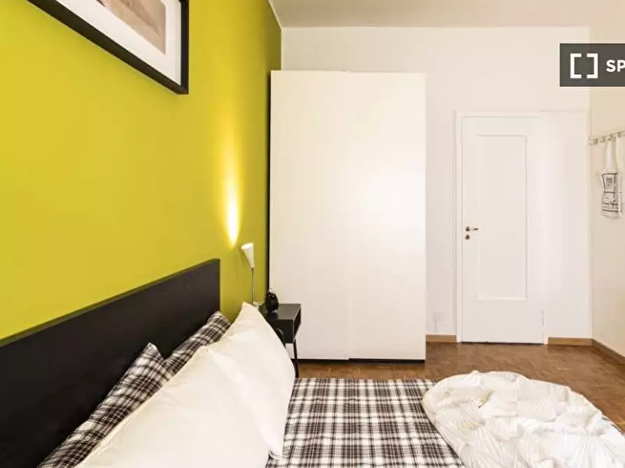 Immagine 2 di Camera condivisa in affitto  in Via Ginestre Milan a Buccinasco