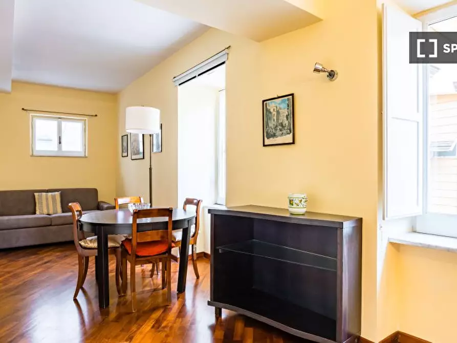 Immagine 5 di Appartamento in affitto  in Via Bisignano a Napoli