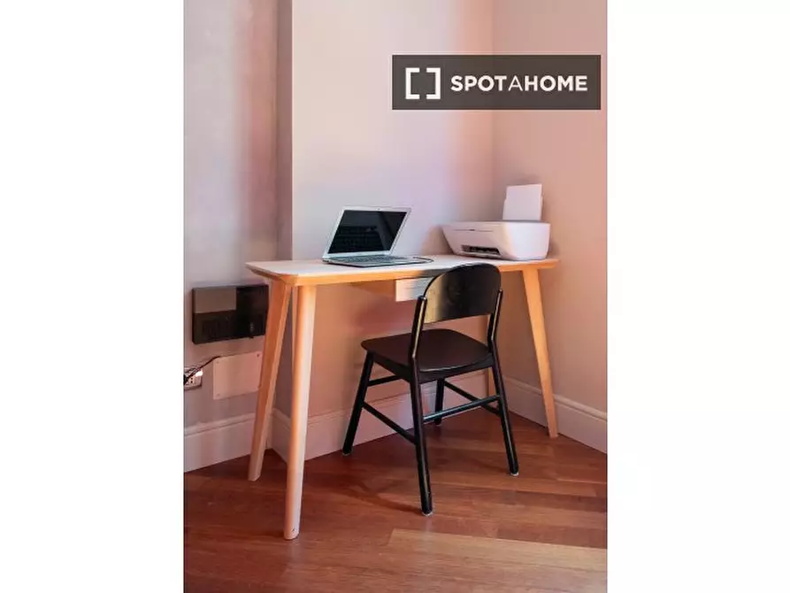 Immagine 19 di Appartamento in affitto  in Via Aligi Barducci a Firenze