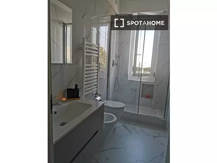 Immagine 13 di Camera condivisa in affitto  in Via Vittorio Scialoia a Milano