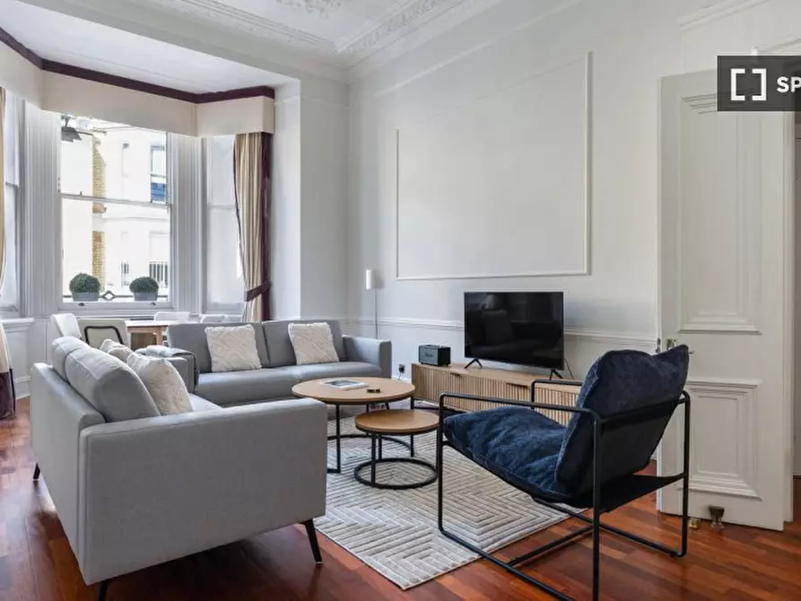 Immagine 1 di Appartamento in affitto  in Redcliffe Square a Kensington