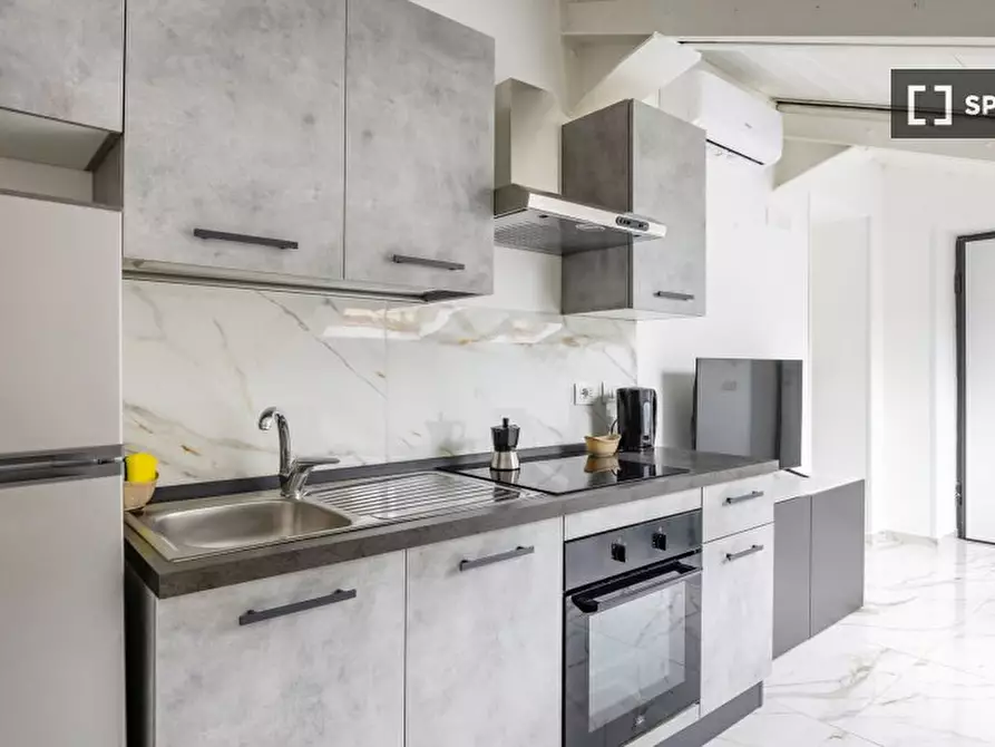 Immagine 6 di Appartamento in affitto  in Corso Giuseppe Garibaldi a Napoli