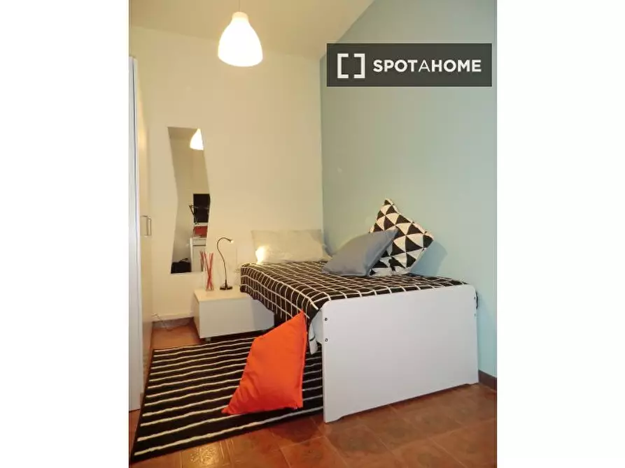 Immagine 2 di Camera condivisa in affitto  in via San Roberto Bellarmino a Padova