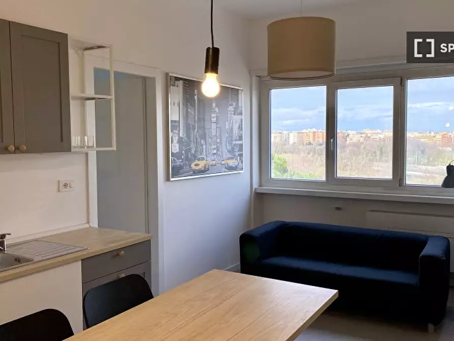 Immagine 1 di Appartamento in affitto  in Viale Somalia a Roma