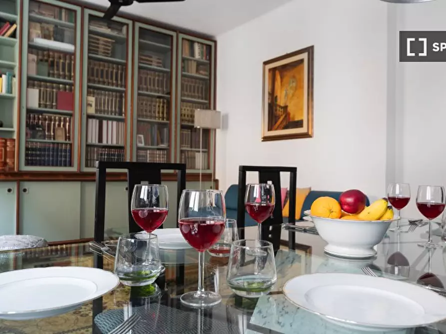 Immagine 5 di Appartamento in affitto  in Via del Borgo di S. Pietro a Bologna