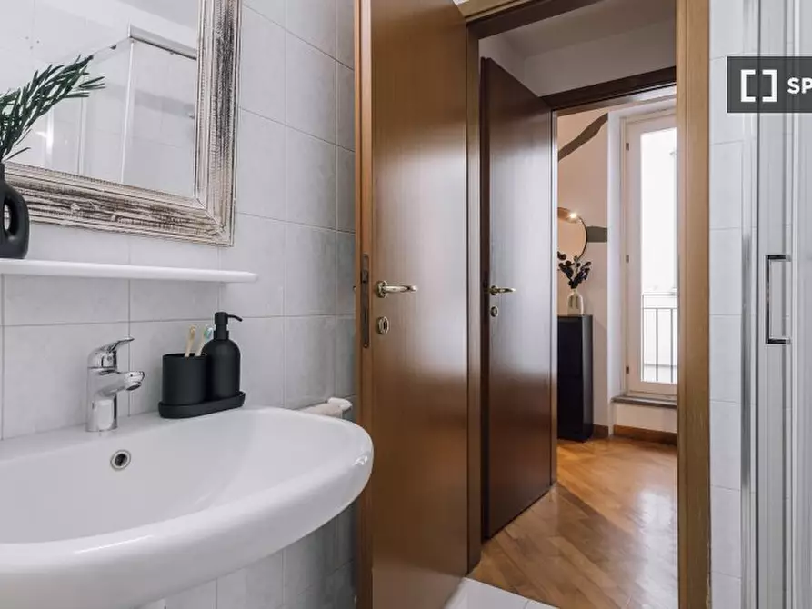 Immagine 13 di Appartamento in affitto  in Via dell'Orso a Milano