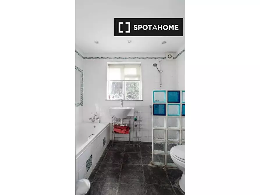 Immagine 6 di Camera condivisa in affitto  in Southborough Rd a Hackney