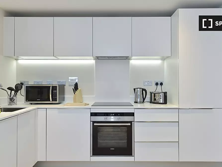 Immagine 7 di Appartamento in affitto  in Sudrey St a Camberwell