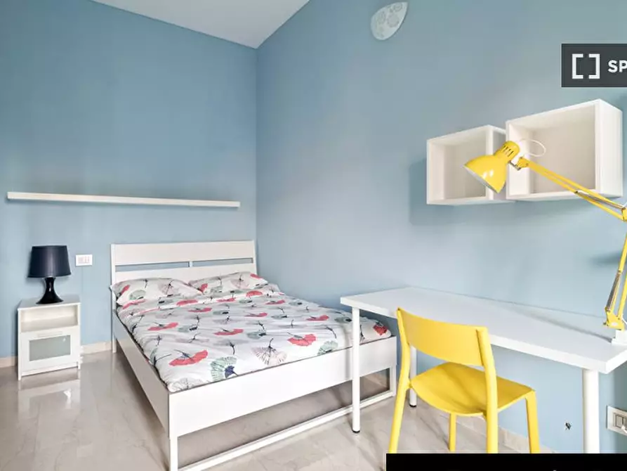 Immagine 3 di Camera condivisa in affitto  in Via Orti a Milano