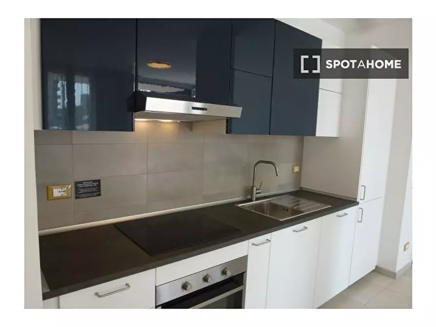 Immagine 6 di Camera condivisa in affitto  in Via Donato Creti a Bologna