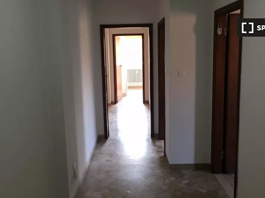 Immagine 10 di Camera condivisa in affitto  in Via Fossolo a Bologna