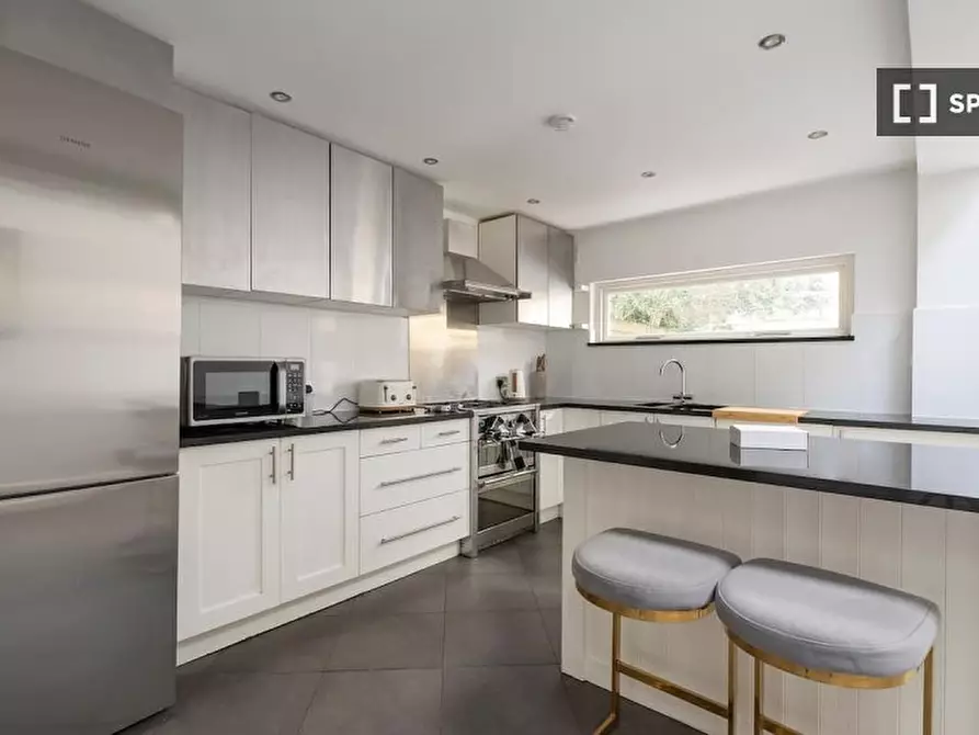 Immagine 3 di Appartamento in affitto  in Shorrolds Rd a Hammersmith