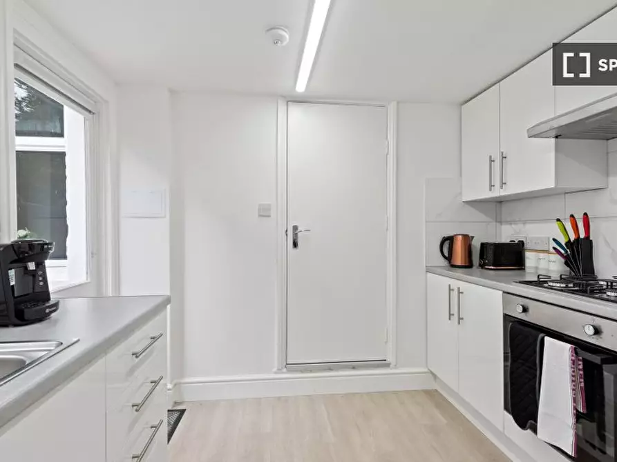 Immagine 5 di Appartamento in affitto  in Sperling Rd a Tottenham