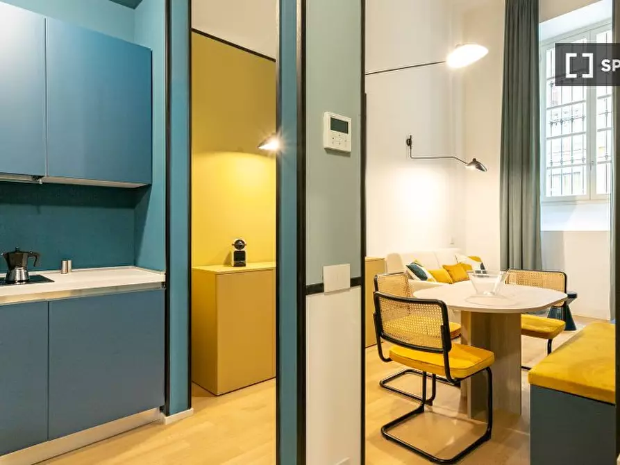 Immagine 2 di Ufficio in affitto  in Via Borromei a Milano