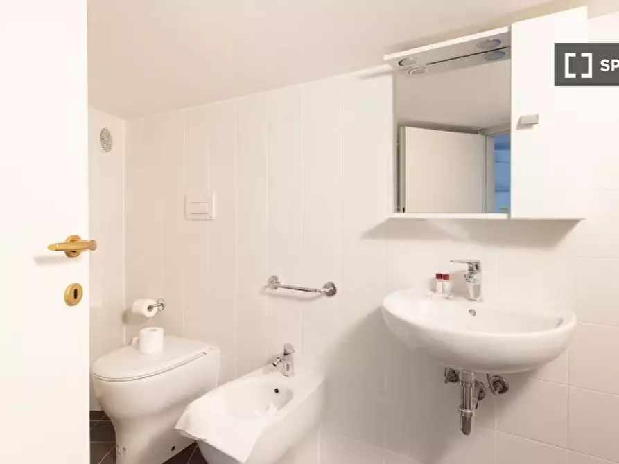 Immagine 15 di Ufficio in affitto  in Corso Magenta a Milano