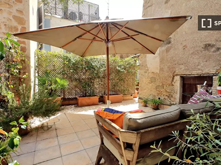 Immagine 15 di Appartamento in affitto  in Via del Portico d'Ottavia a Roma