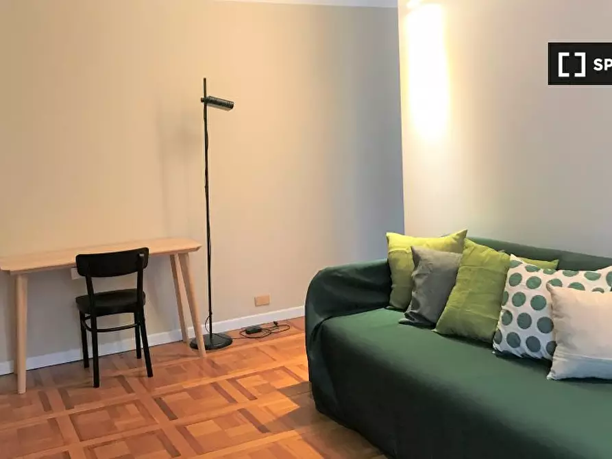 Immagine 4 di Appartamento in affitto  in Via Meravigli a Milano