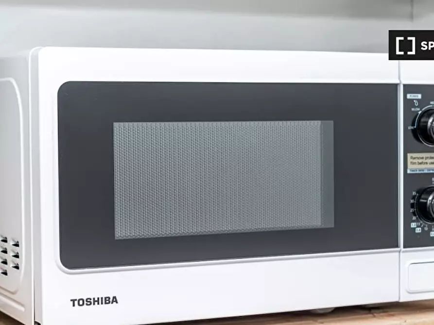 Immagine 10 di Ufficio in affitto  in Flat a Barnet