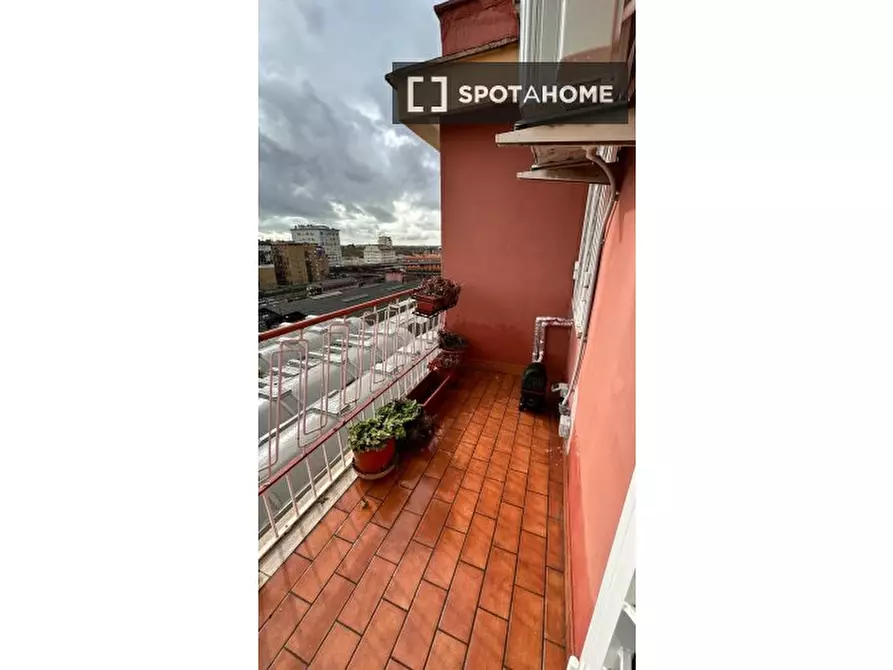 Immagine 12 di Camera condivisa in affitto  in Via del Pigneto a Roma