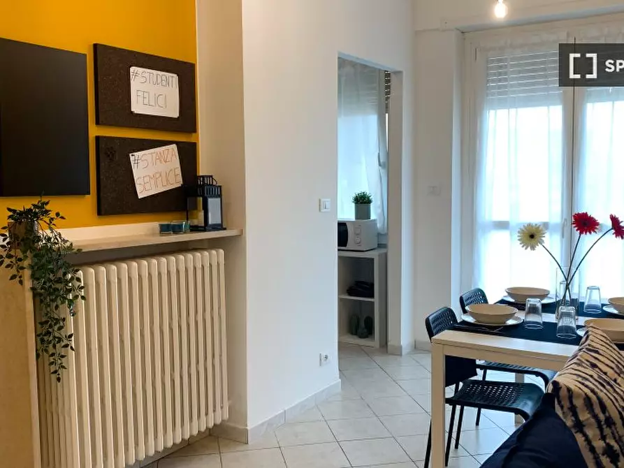 Immagine 7 di Camera condivisa in affitto  in Via La Thuile n. a Torino