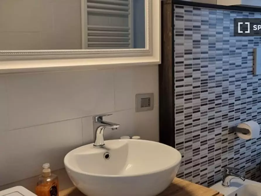 Immagine 5 di Appartamento in affitto  in Viale Cassala a Milano