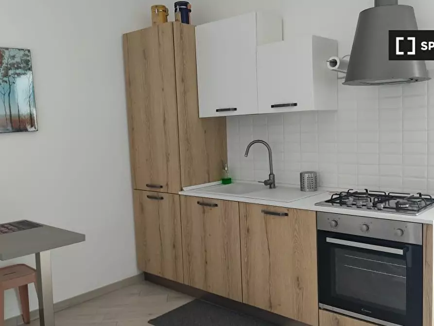 Immagine 7 di Appartamento in affitto  in Via Gambasca a Roma