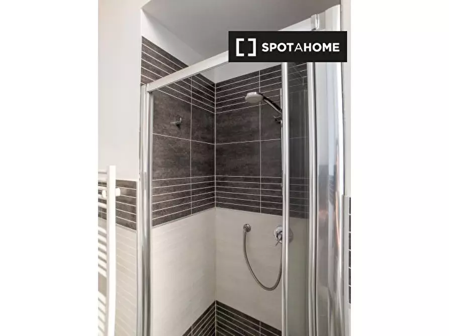 Immagine 11 di Camera condivisa in affitto  in Via Volvinio, 20141 Milano MI, Italy a Milano