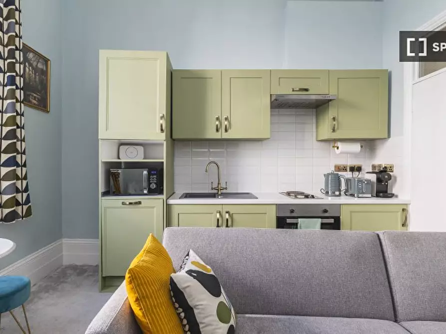 Immagine 3 di Appartamento in affitto  in flat a 