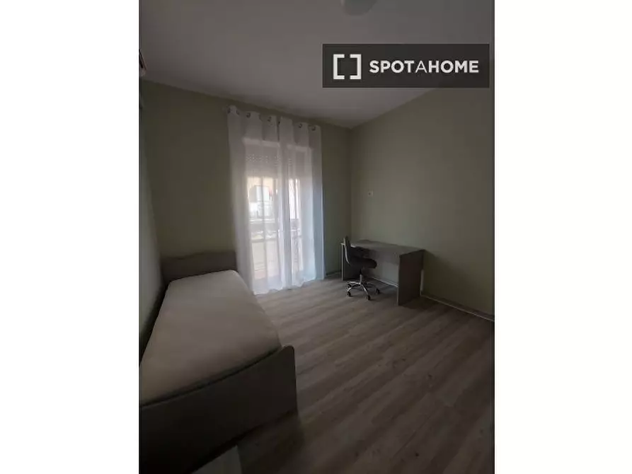 Immagine 3 di Appartamento in affitto  in Via Isaia Levi a Roma