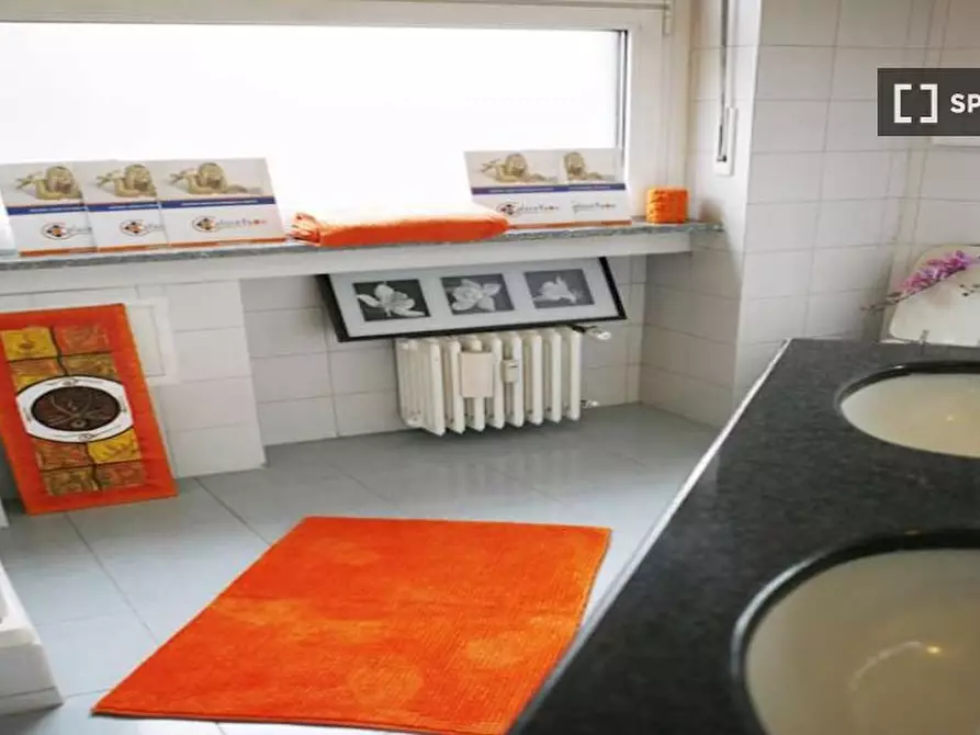 Immagine 8 di Camera condivisa in affitto  in Via Lazzaretto a Milano