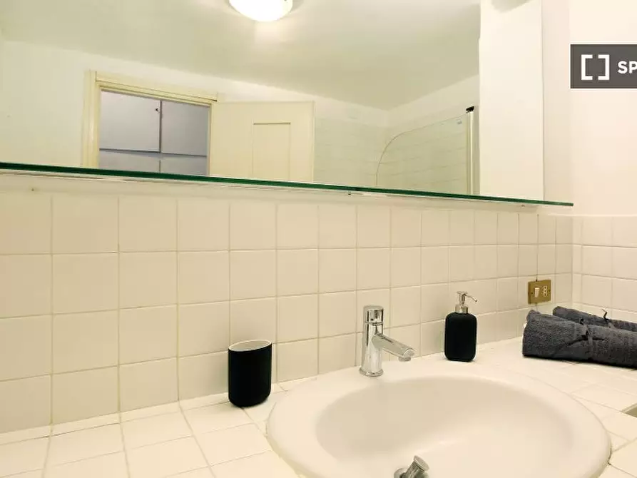 Immagine 19 di Camera condivisa in affitto  in Corso San Gottardo a Milano