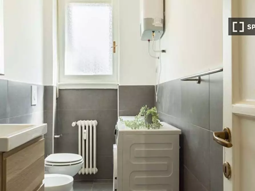 Immagine 13 di Camera condivisa in affitto  in Viale Renato Serra a Milano