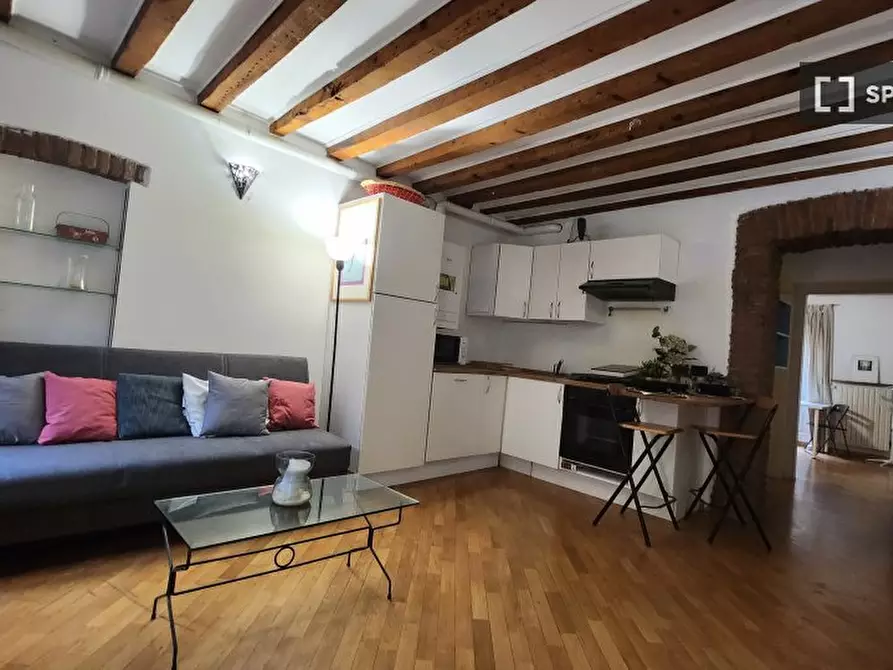 Immagine 7 di Appartamento in affitto  in Via Vigevano a Milano