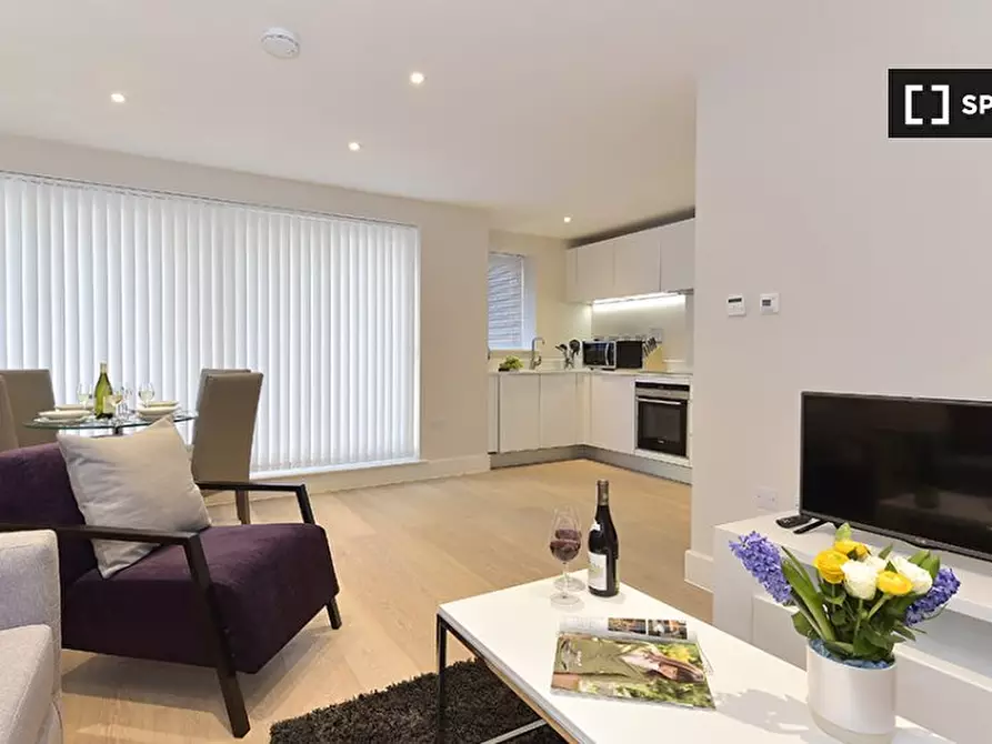 Immagine 3 di Appartamento in affitto  in Sudrey St a Camberwell