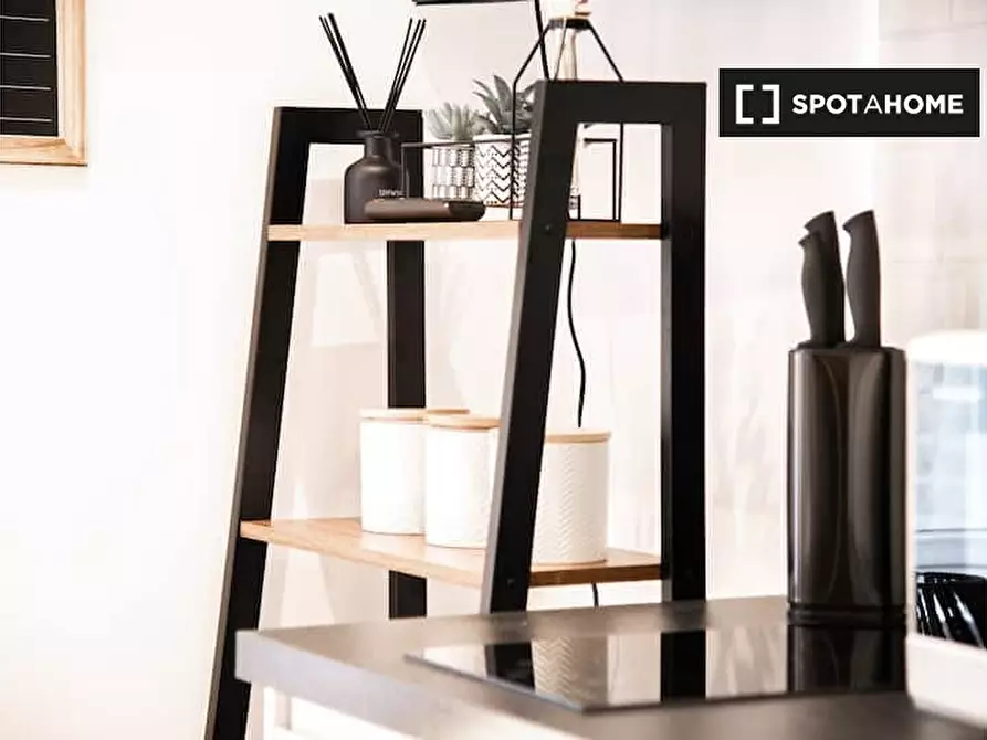 Immagine 7 di Ufficio in affitto  in Flat 32-34 Swinton StLondon WC1X 9NX a Camden Town