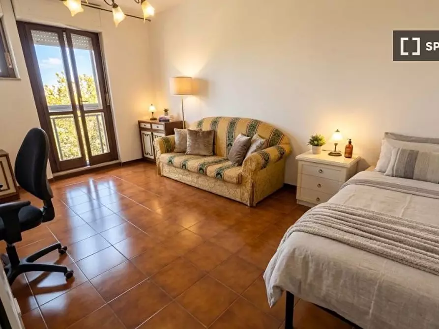 Immagine 10 di Camera condivisa in affitto  in Via Umberto Lilloni a Roma