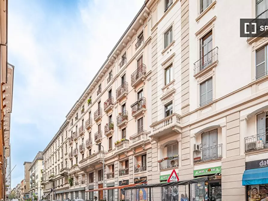 Immagine 14 di Ufficio in affitto  in Via Alessandro Tadino a Milano