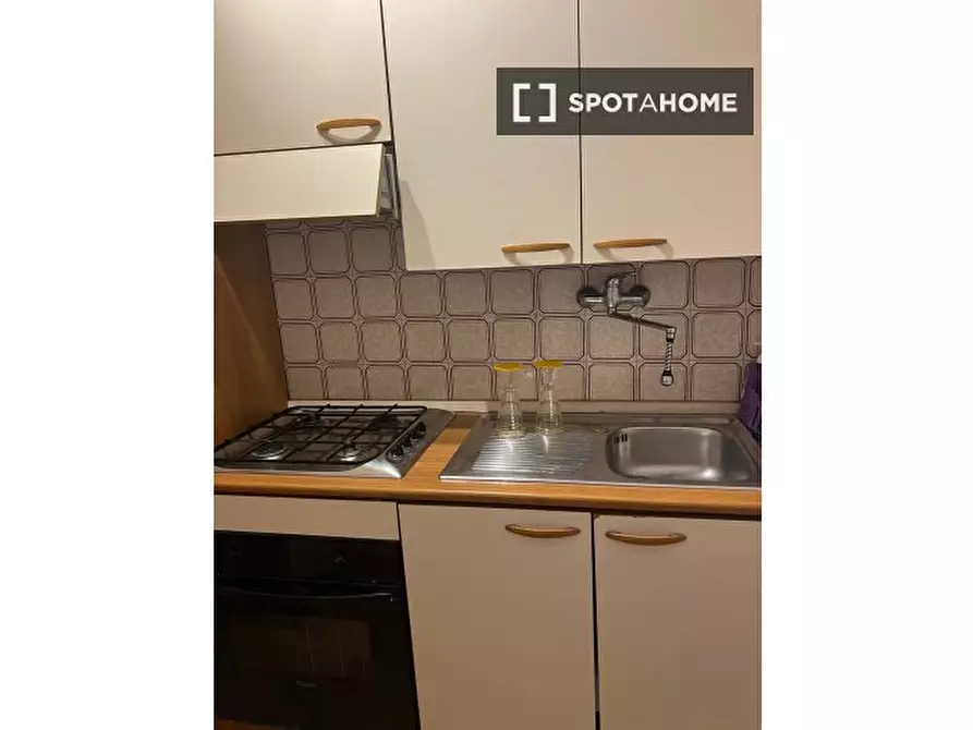 Immagine 5 di Appartamento in affitto  in Via dei Foraggi a Roma