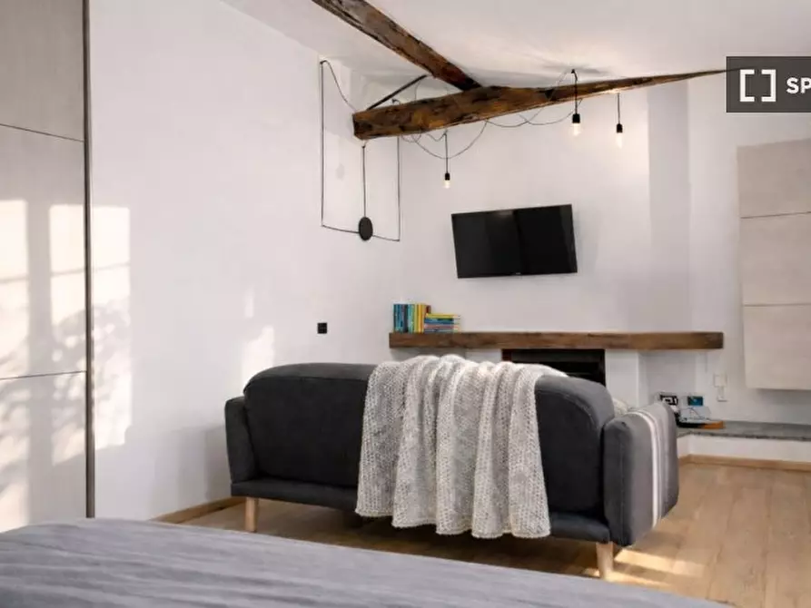 Immagine 4 di Ufficio in affitto  in Via Amerigo Vespucci a Milano