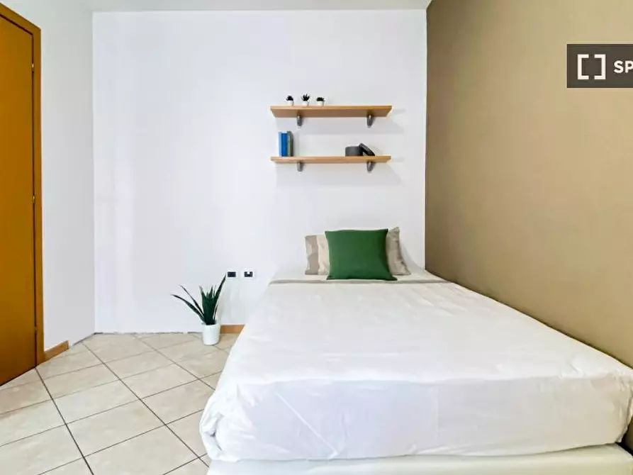 Immagine 4 di Camera condivisa in affitto  in Via Tommaso Gar a Trento