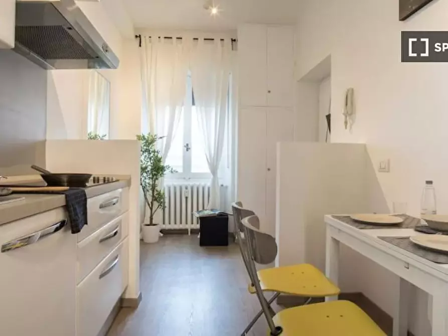 Immagine 15 di Appartamento in affitto  in Via Giuseppe Mazzini a Milano