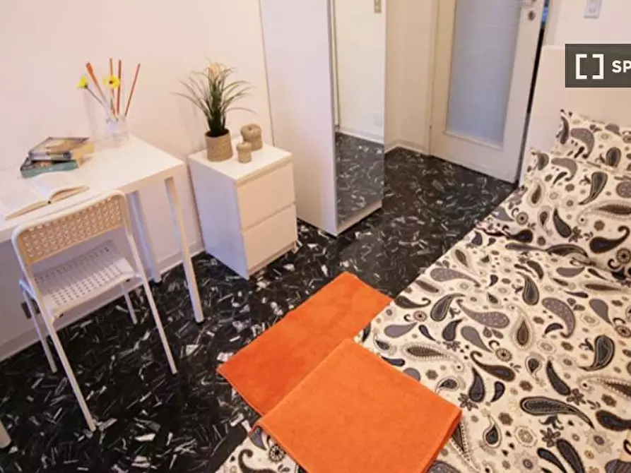 Immagine 5 di Camera condivisa in affitto  in Via Mauro Macchi a Milano