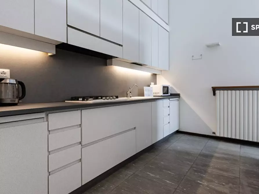 Immagine 4 di Appartamento in affitto  in Via Luigi Settembrini a Milano