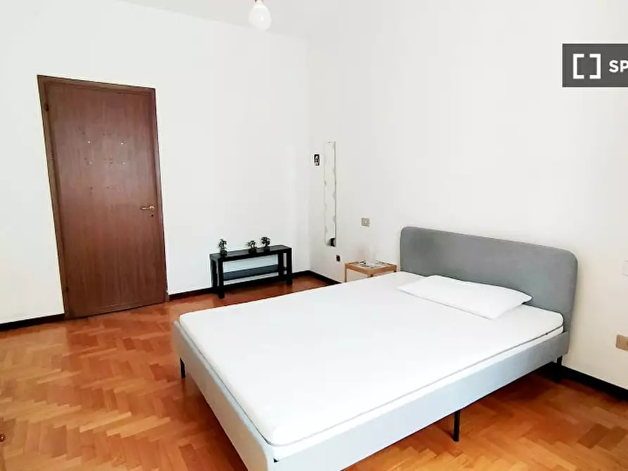 Immagine 2 di Camera condivisa in affitto  in Via Sapri a Milano