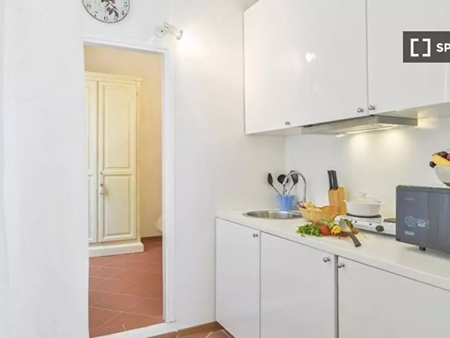 Immagine 8 di Ufficio in affitto  in Via del Moro a Firenze